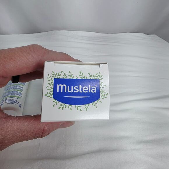 Mustela 2 pk Baby Cradle Cap Cream W Natural Avocado Paraben Free & Fragrance - Picture 5 of 8